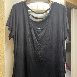 Two 2X Tee shirts